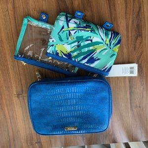 Blue beauty organizer